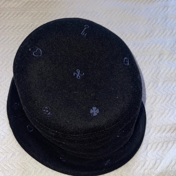 New Hermes Cashmere Bucket Hat - Picture 4 of 6